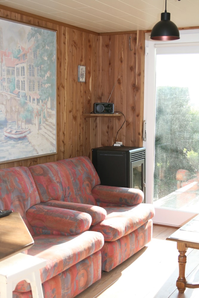 House (tiny) photo 1