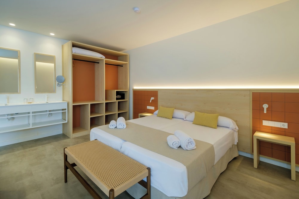 Junior Studio Suite photo 3