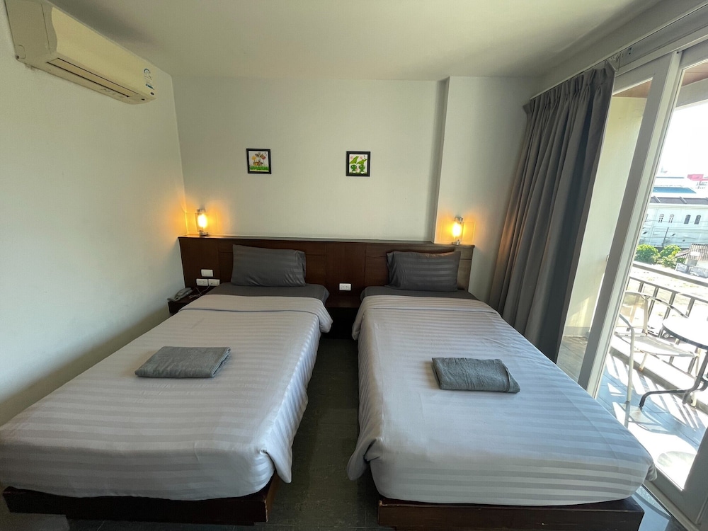 Comfort Twin Room, Balcony, City View
