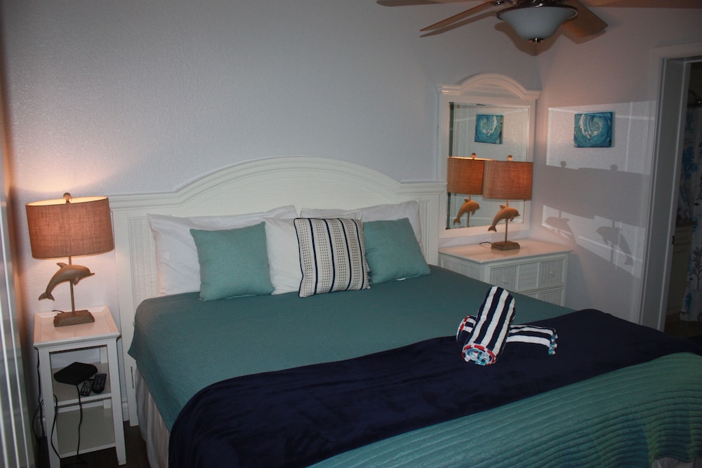 Luxury Villa, Multiple Beds, Balcony, Pool View
