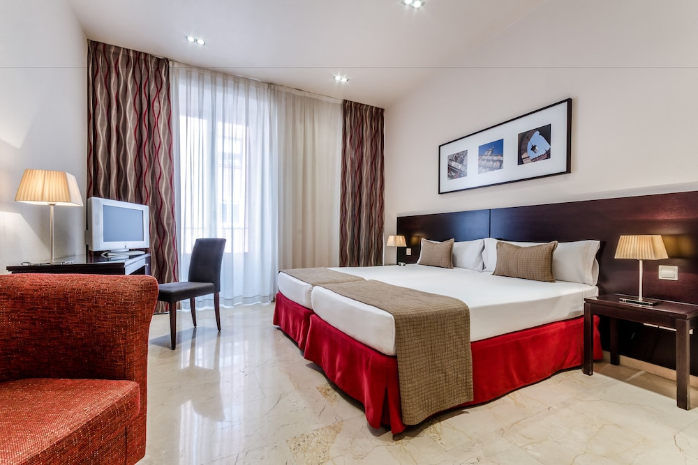 Double Room (with Extra Bed)