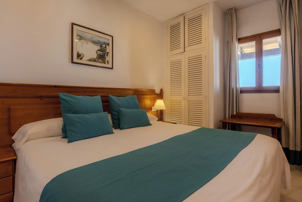 Family Apartment, 2 Bedrooms - Photo 10