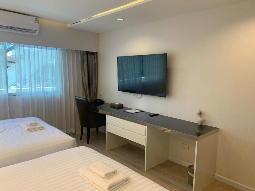 2 Bedrooms Family Suite photo 2