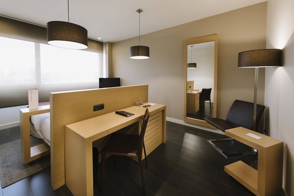 Standard Double or Twin Room (3 Adults) - Photo 6