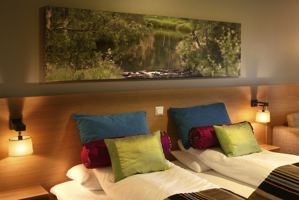 Standard Twin Room - Photo 10