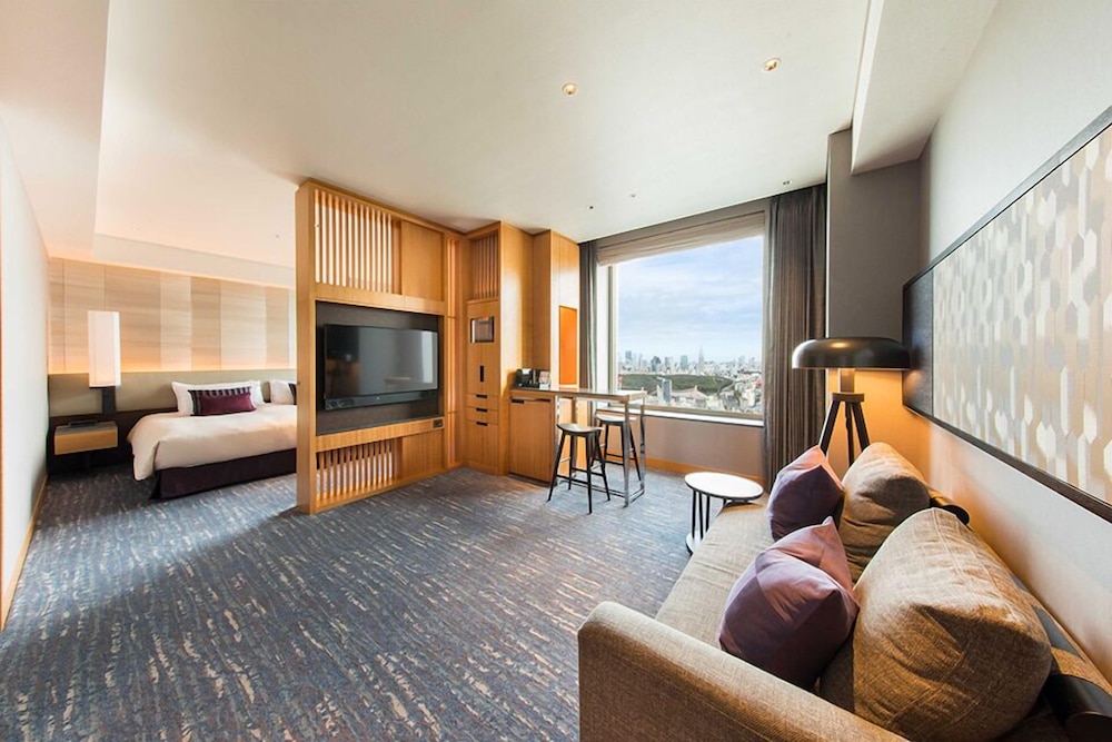 Junior Suite with Lounge Access, Non Smoking photo 2