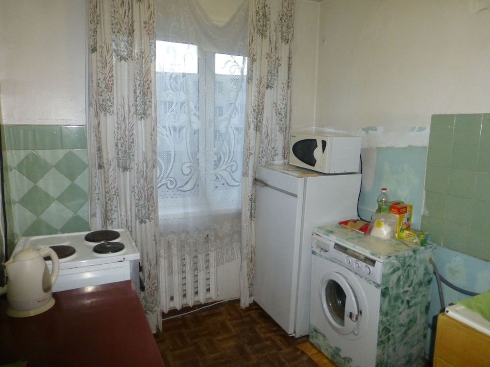 Economy Apartment (Tolstogo 1-11) photo 3