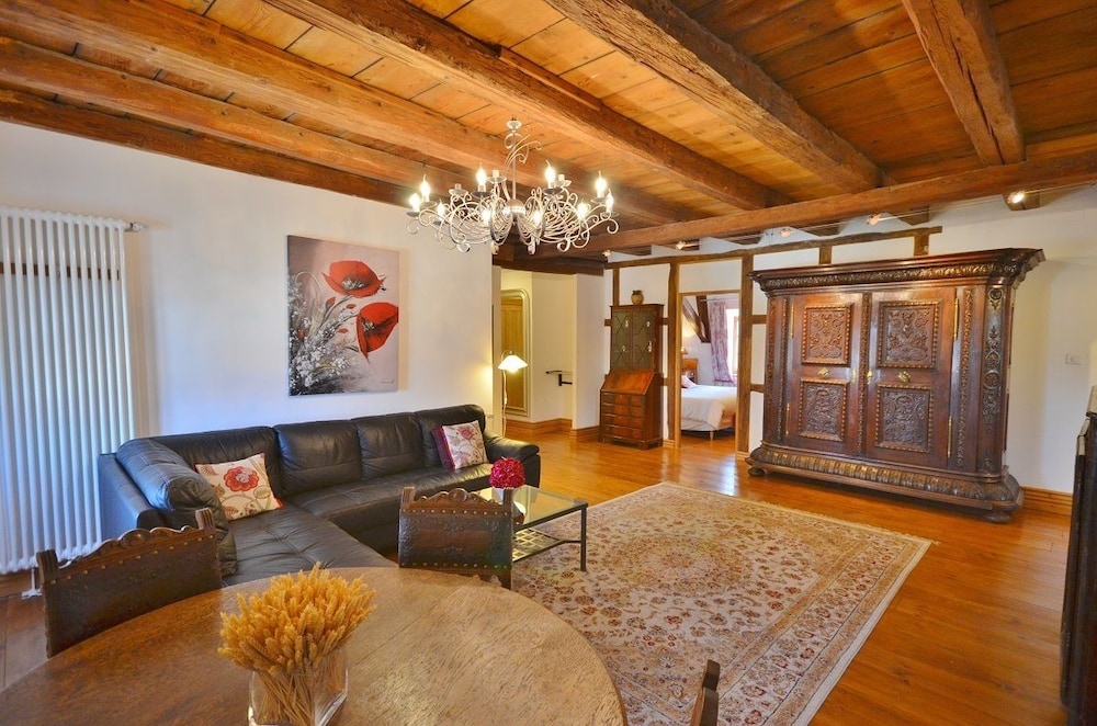 Suite (Charles) photo 1
