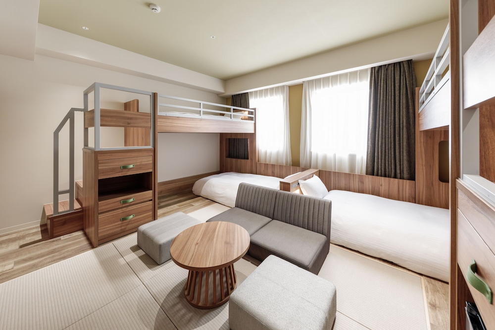 Standard Quadruple Room, Non Smoking photo 1