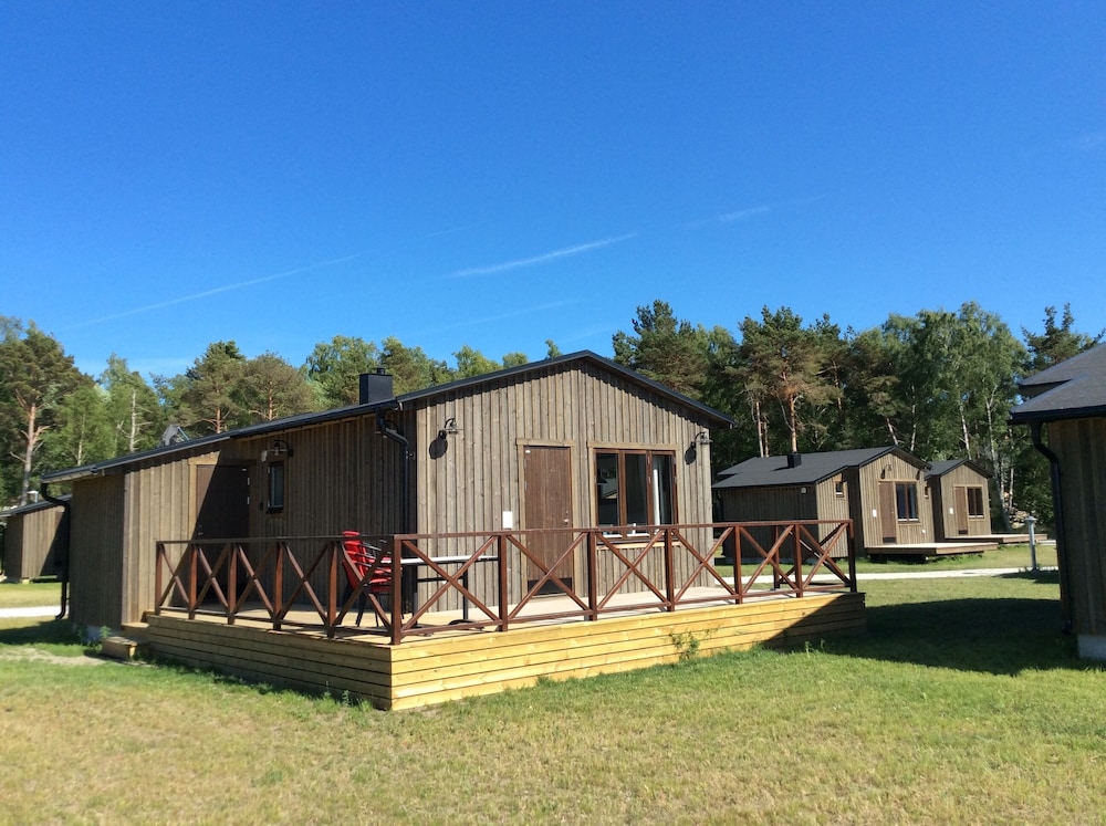 Big Cabin