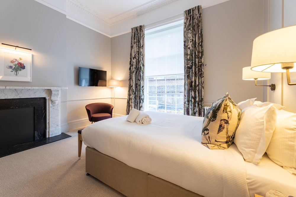 Superior Single Room