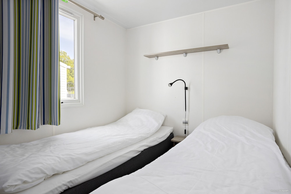 Standard Mobile Home photo 3