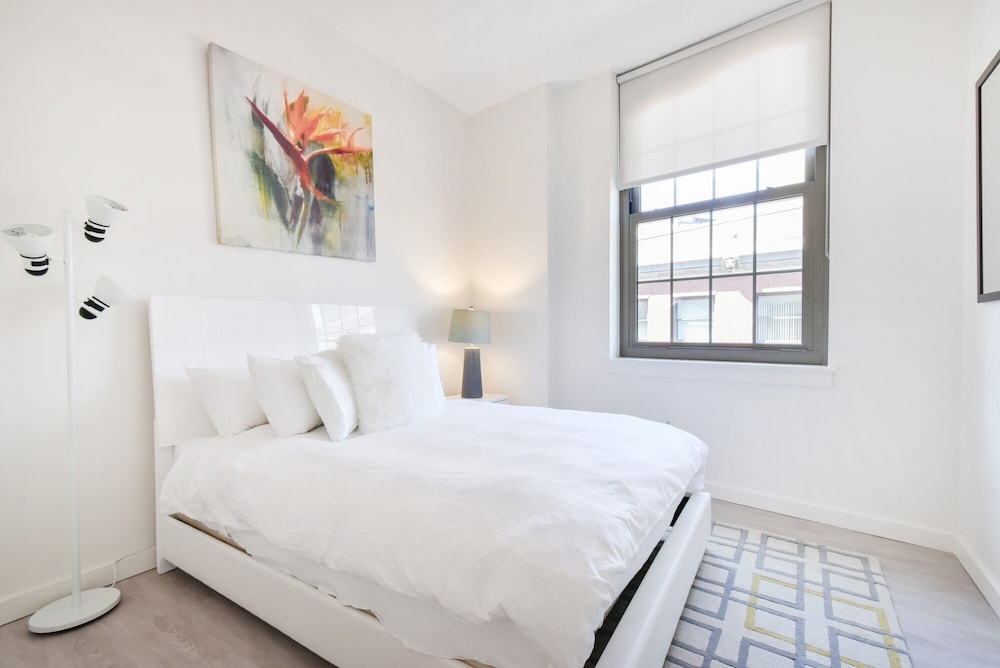Premium Apartment, 2 Bedrooms, Balcony, City View photo 2