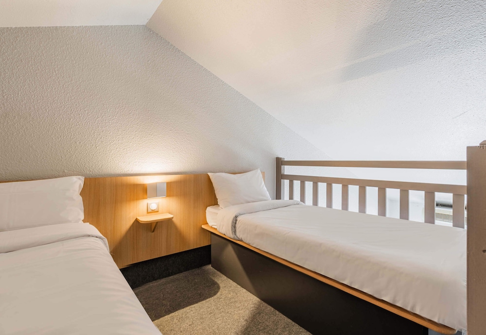 Quadruple Room, Non Smoking photo 2