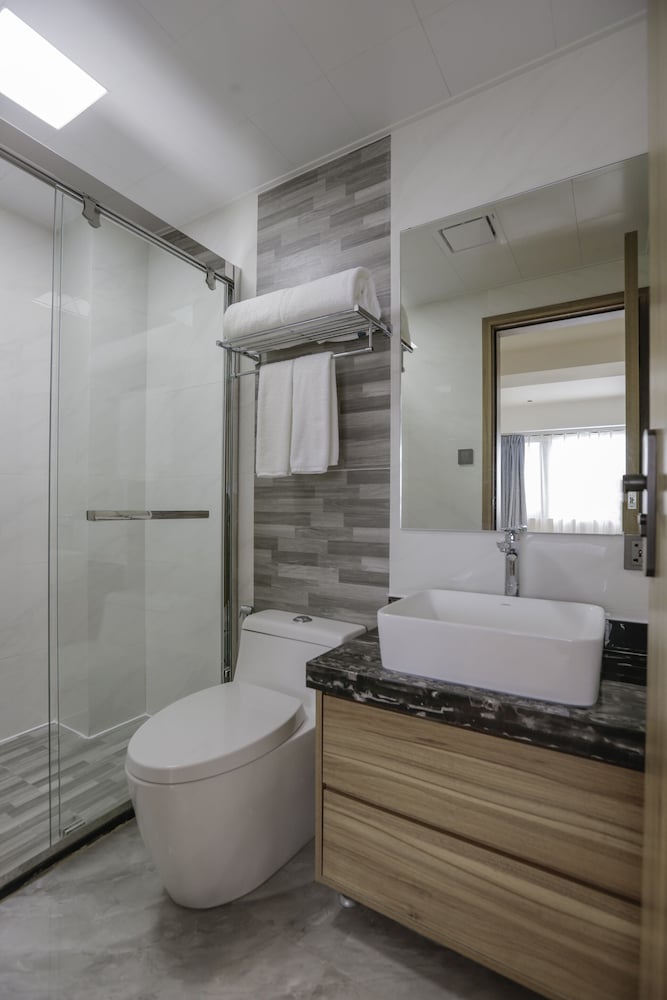 Executive Suite, 2 Bedrooms - Photo 4