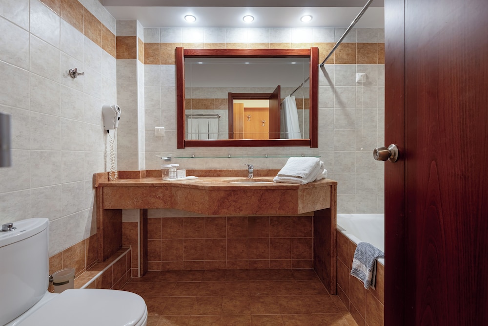 Double Room, Mountain View