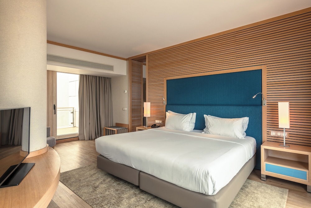 Premium Suite, Ocean View - Photo 5