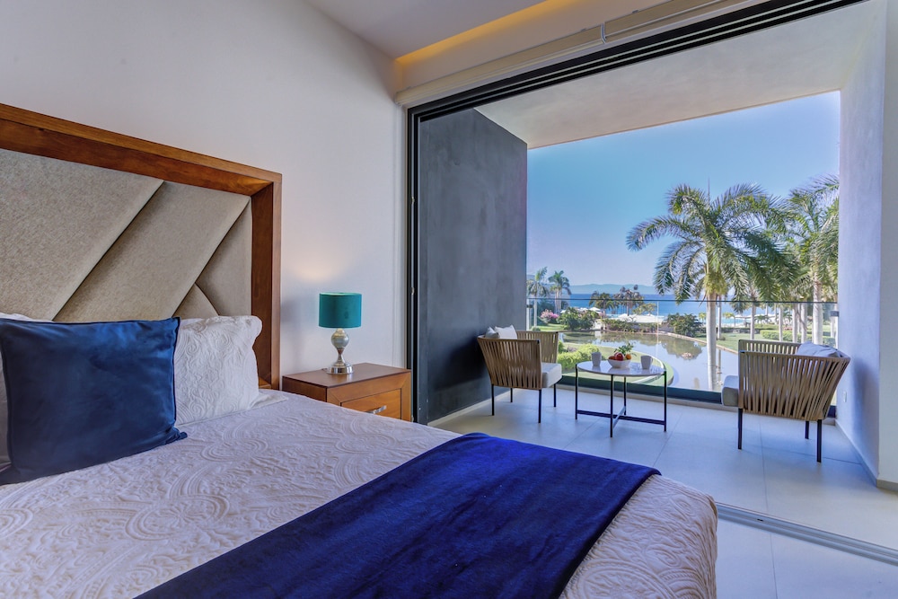 Standard Apartment, 1 Bedroom, Balcony, Partial Sea View