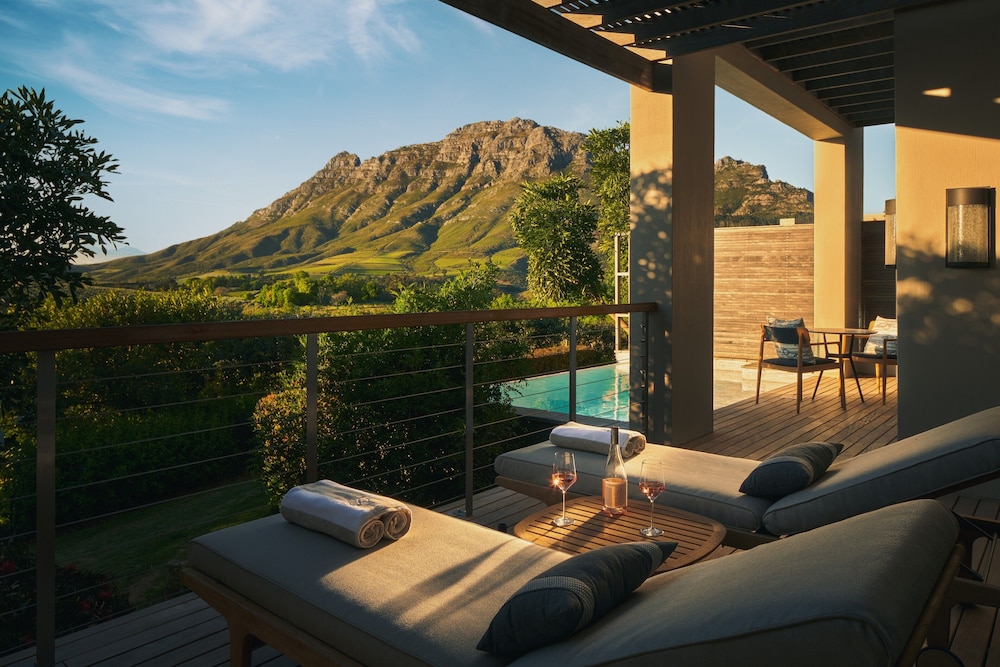 Luxury Lodge photo 2
