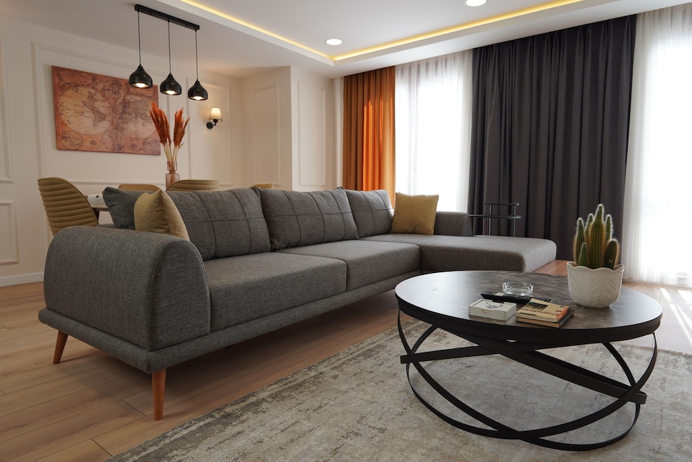 Deluxe Suite, 1 Bedroom photo 2