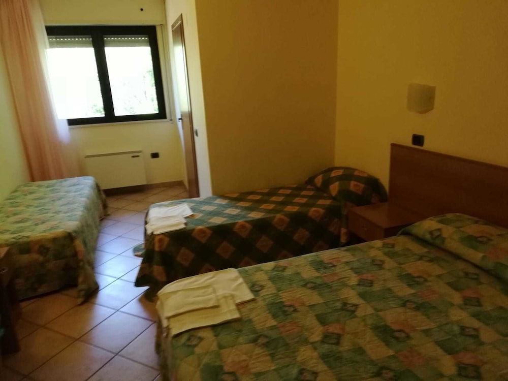 Standard Quadruple Room photo 1