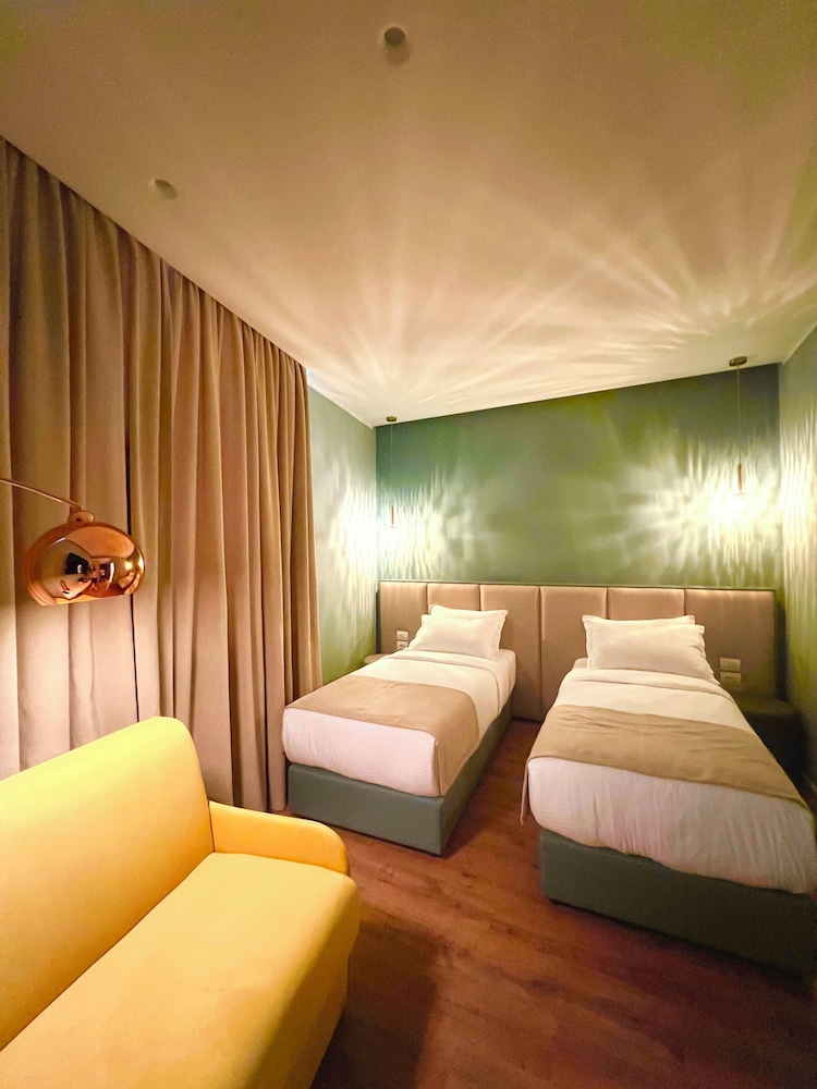 Comfort Triple Room
