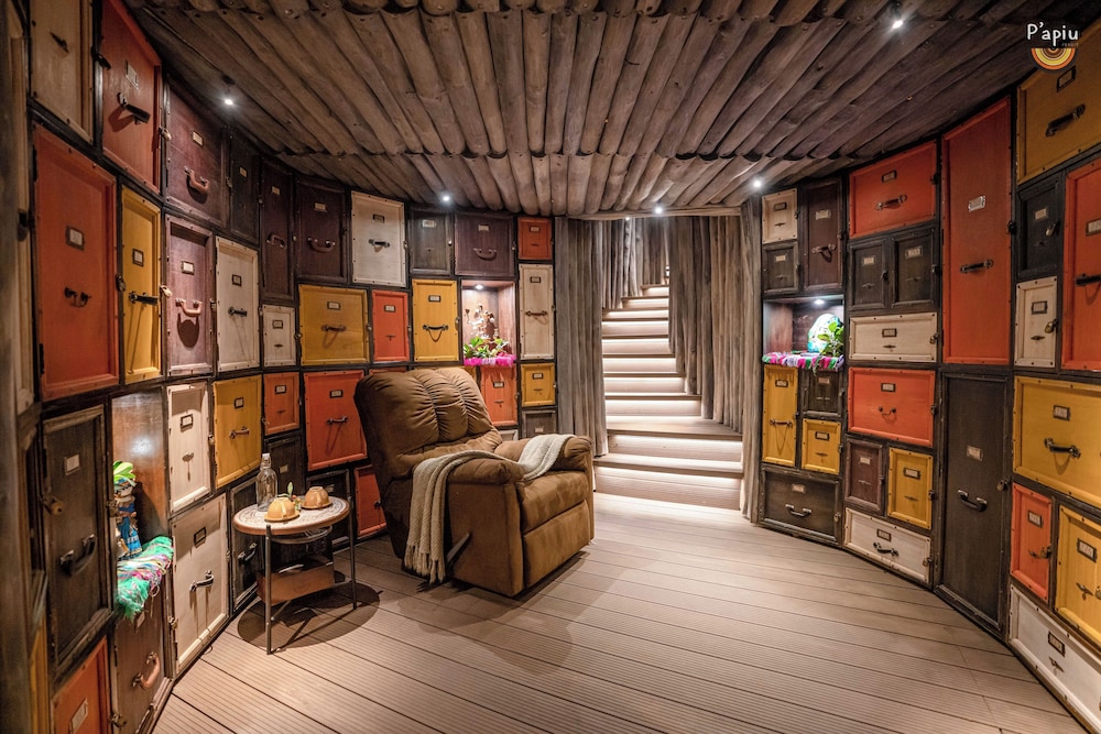 Royal Suite, Underground View photo 3