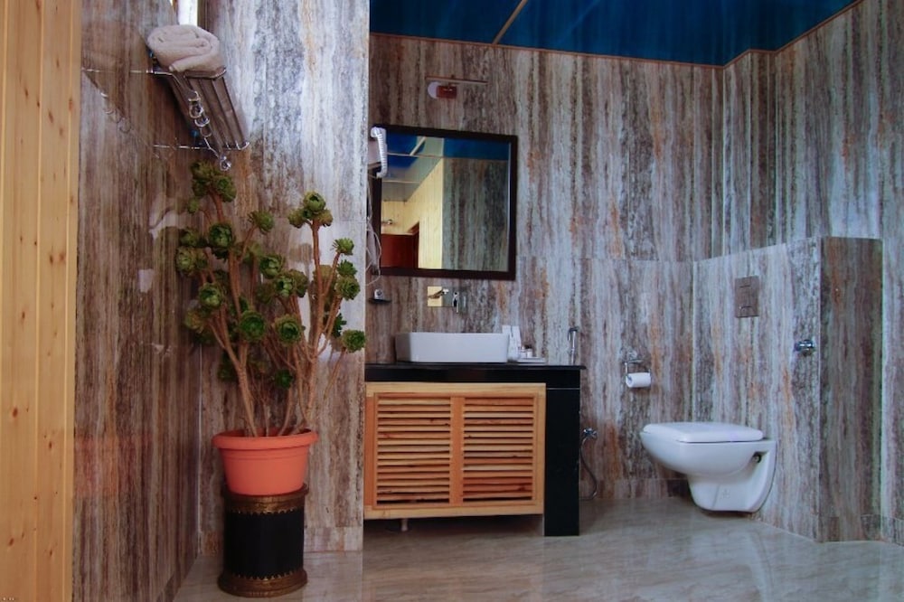 Premium Double Room - Photo 2