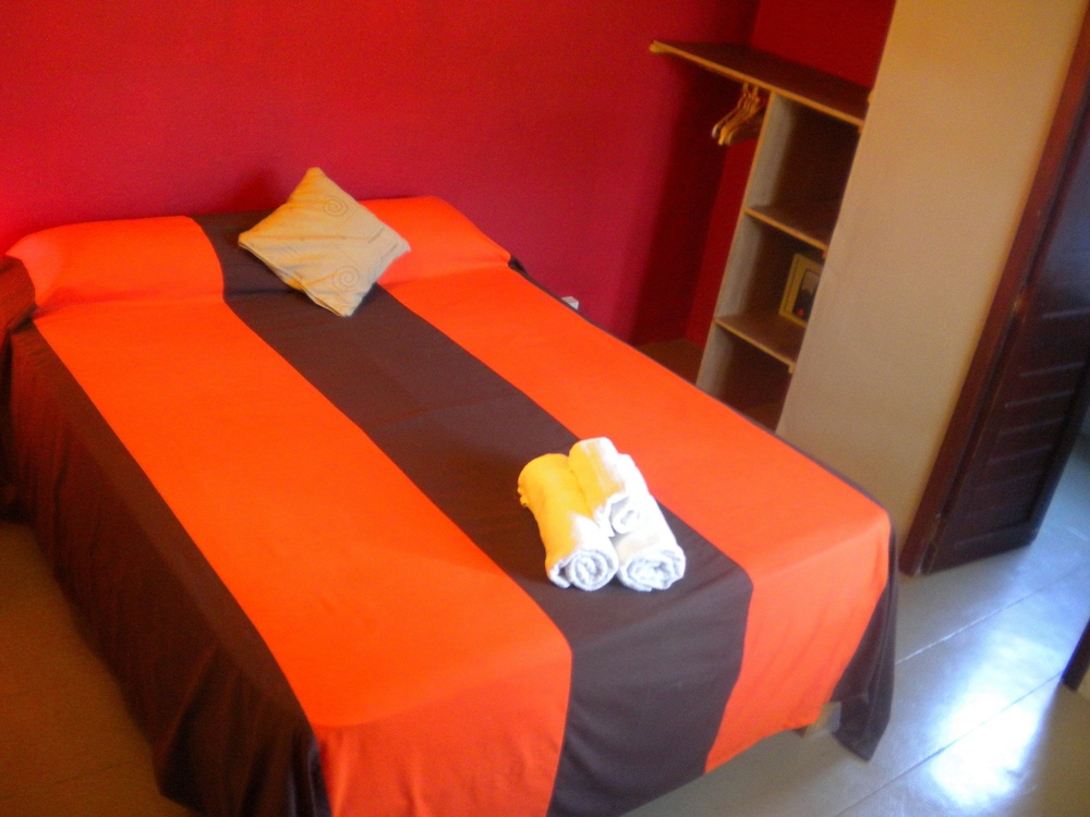 Family Room, 2 Bedrooms