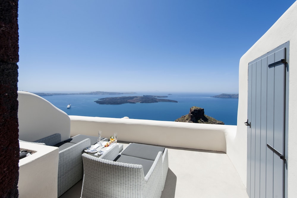 Premium Loft with Balcony Caldera View - Photo 16