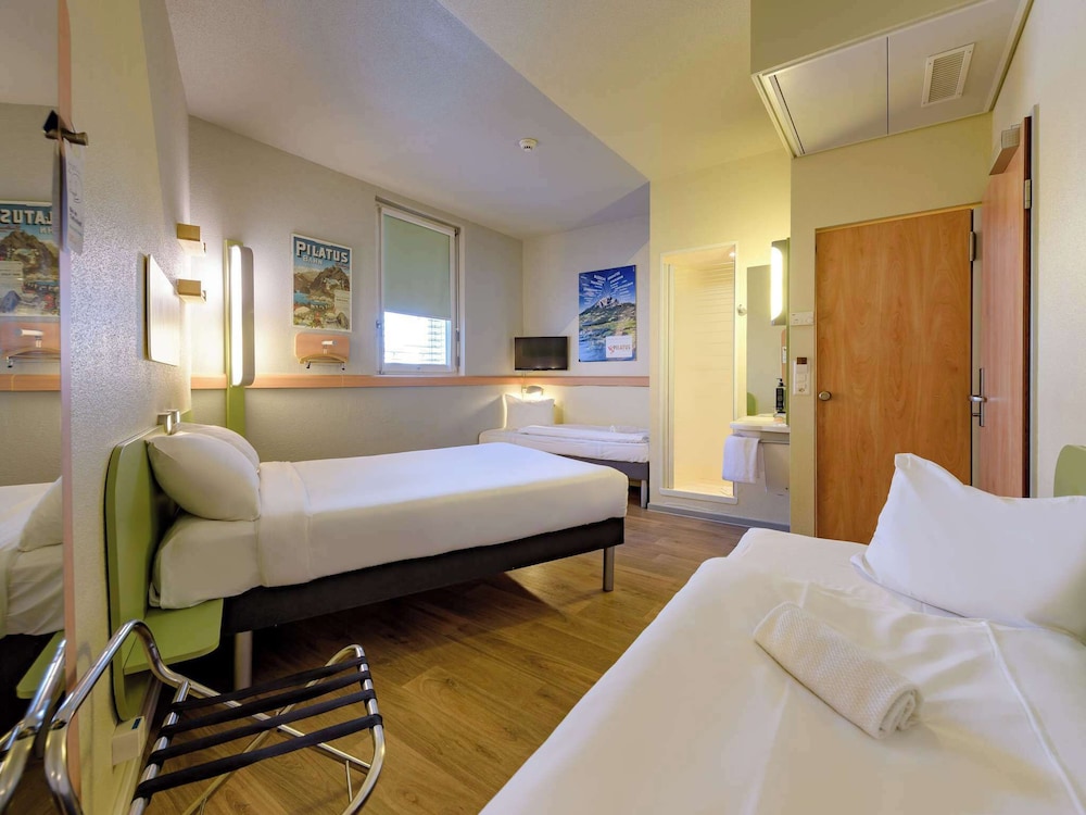 Triple Room, Multiple Beds photo 2