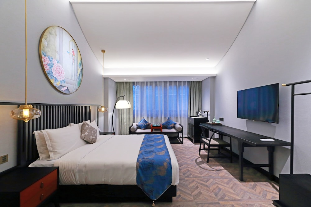 Classic Double Room