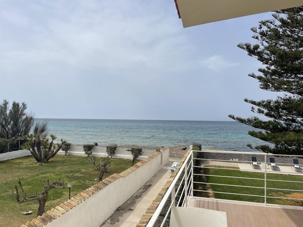 Double Room, Balcony, Partial Sea View photo 3