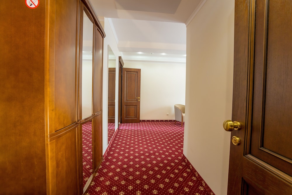 Deluxe Double or Twin Room photo 3