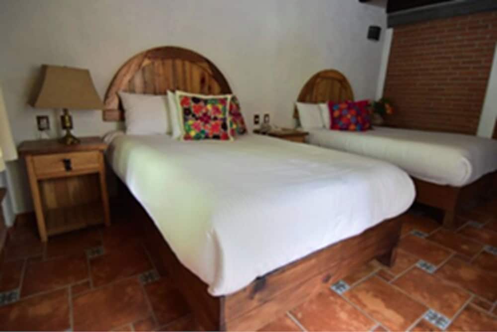 Standard Room photo 3