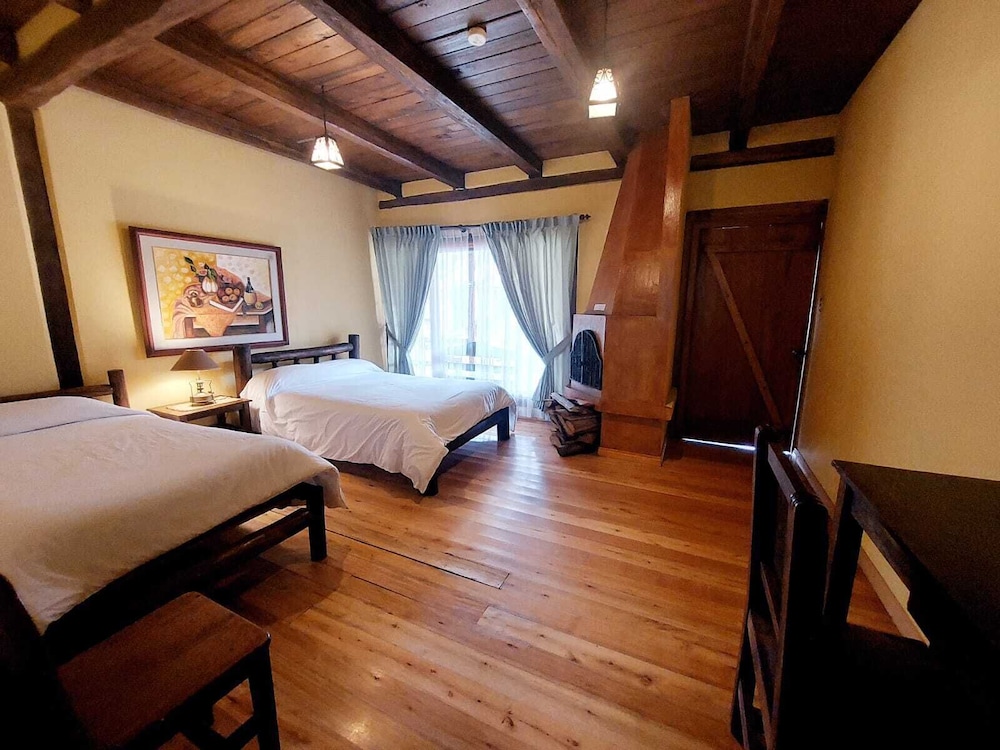Standard Double or Twin Room photo 1