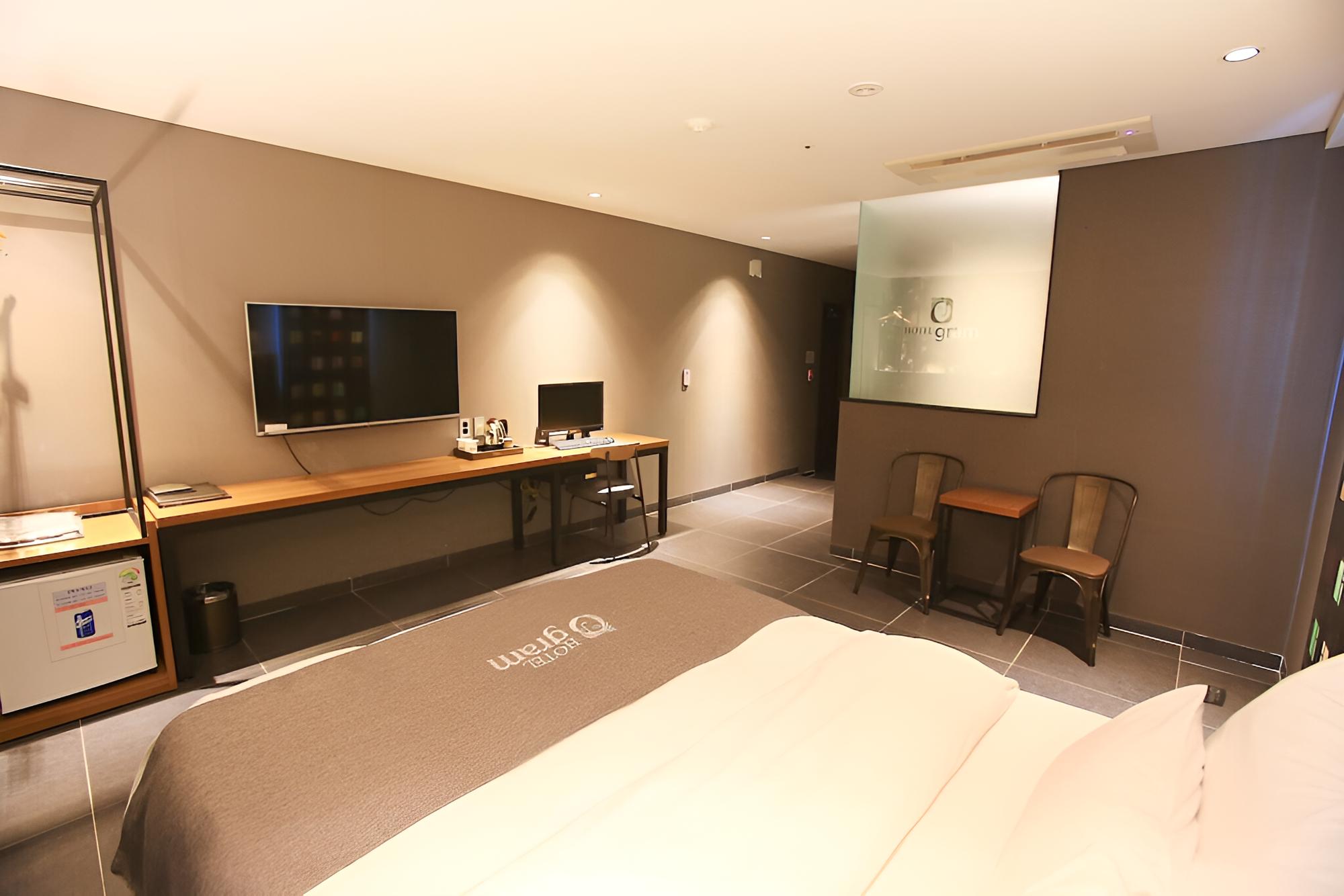 Room (Standard Room) - Photo 47