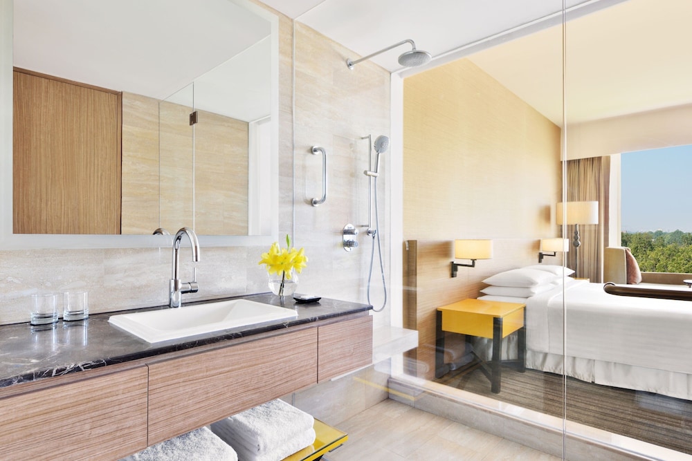 Executive Room, 2 Twin Beds, City View photo 3
