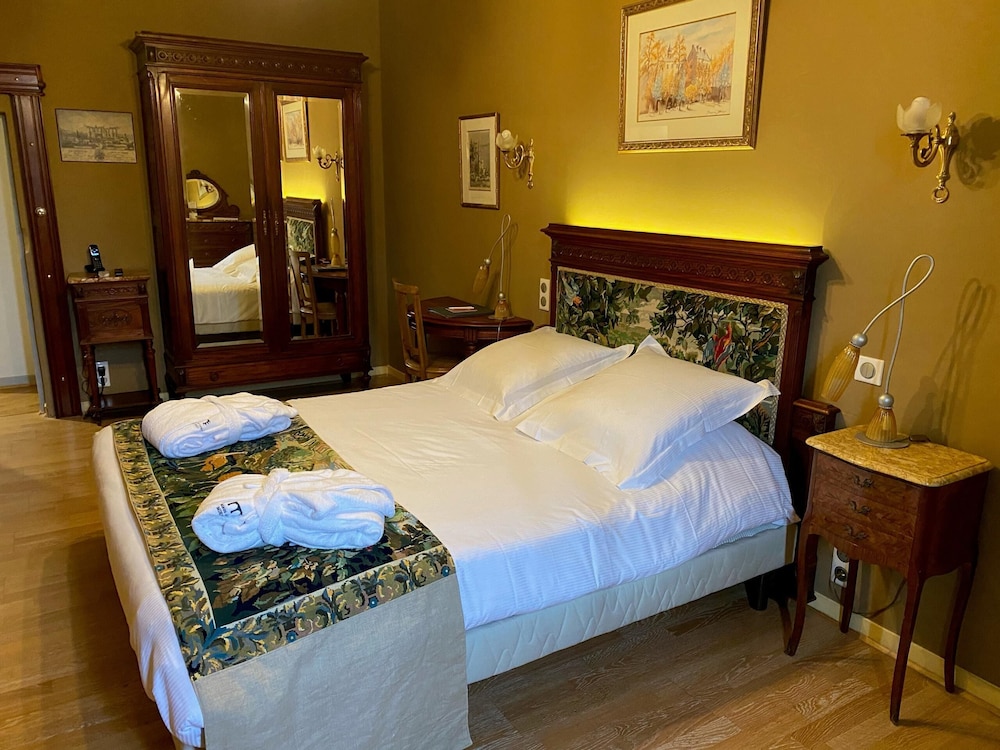 Double Room, Ensuite (Monseigneur) - Photo 3