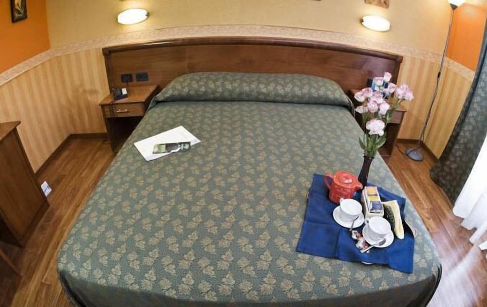 Standard Double Room photo 1