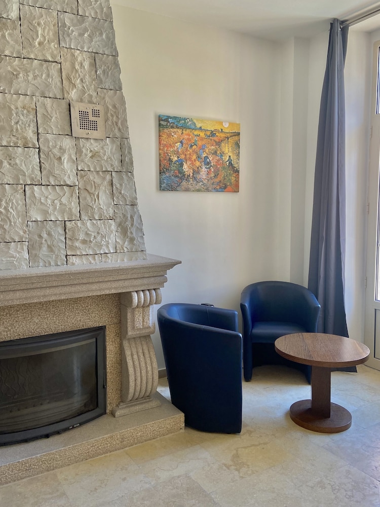 Classic Room - Photo 33