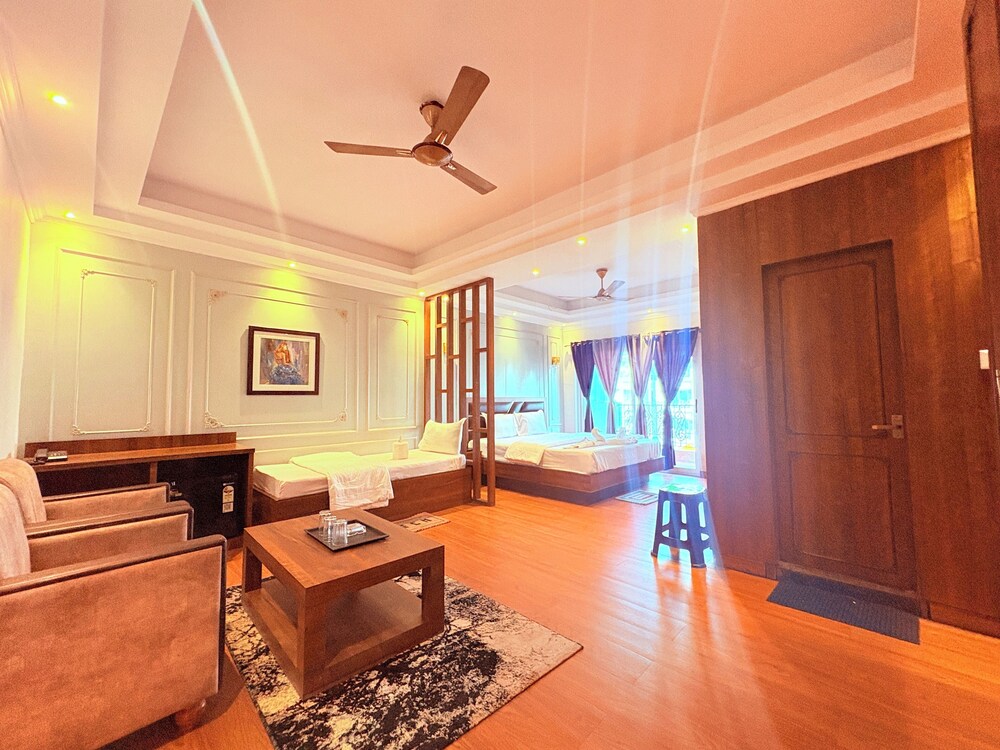 Premium Suite
