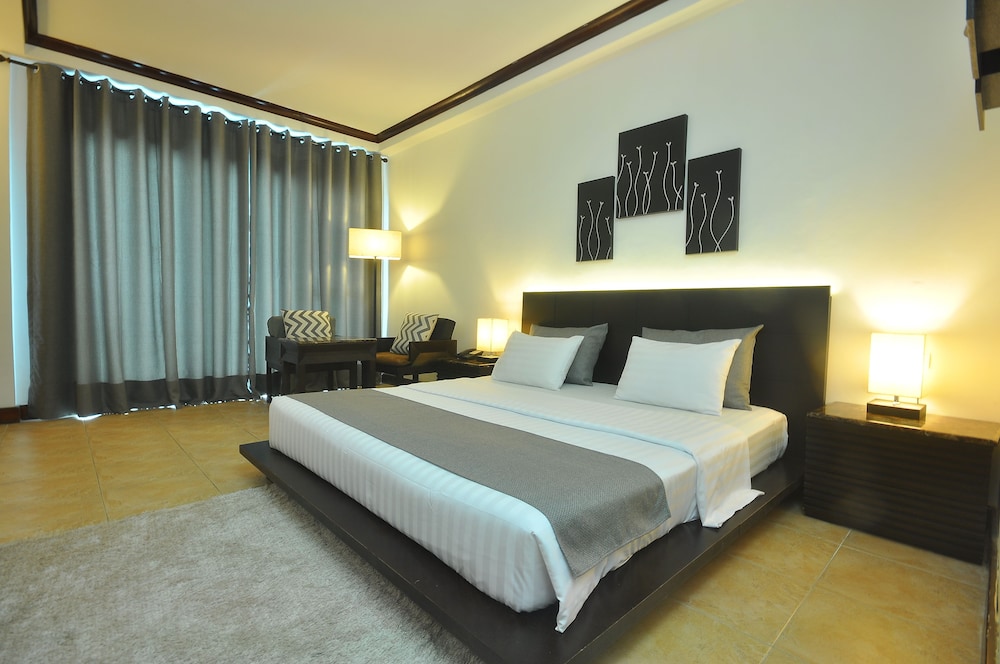 Deluxe Room - Photo 11