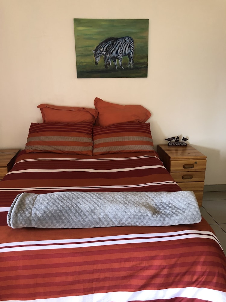 Deluxe Double Room, 1 Queen Bed, Non Smoking, Mountain View photo 2