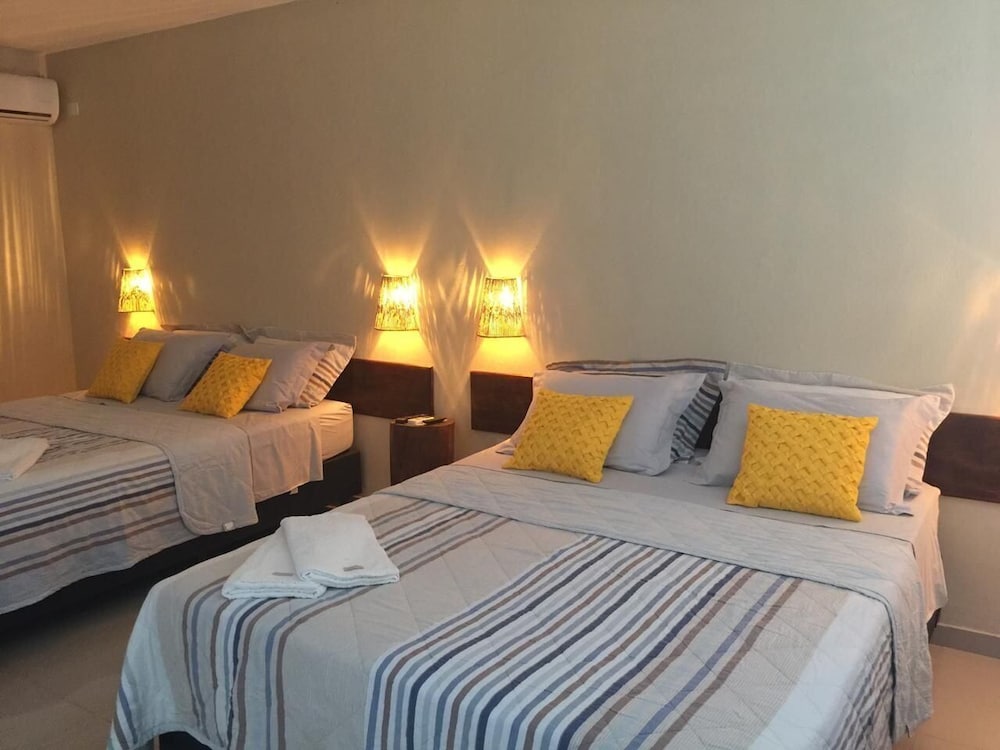 Family Suite, Multiple Beds photo 3