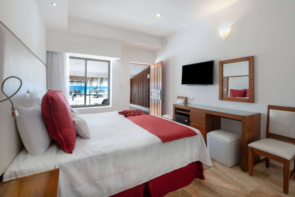 Bungalow Ocean, 1 King Bed, Non-Smoking photo 1