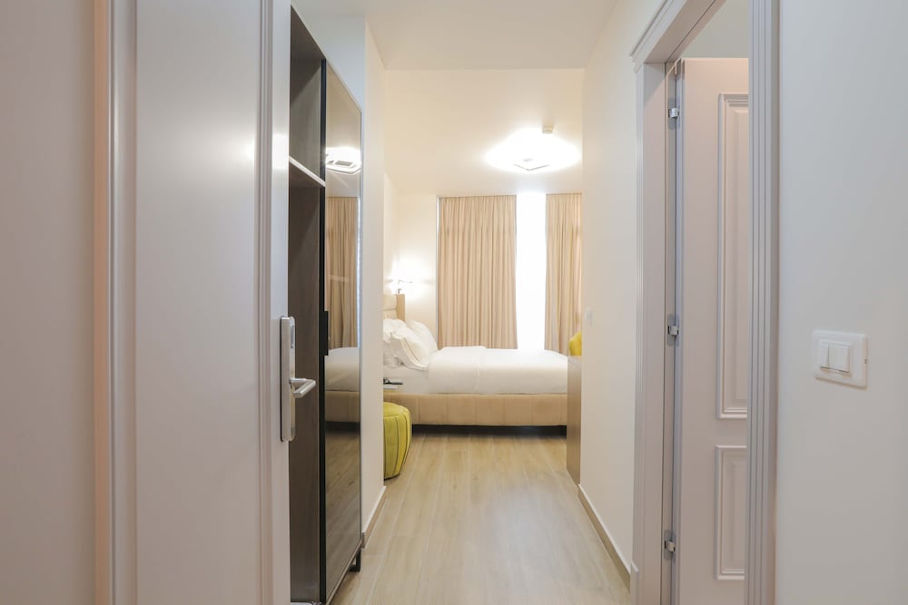Deluxe Double Room photo 3