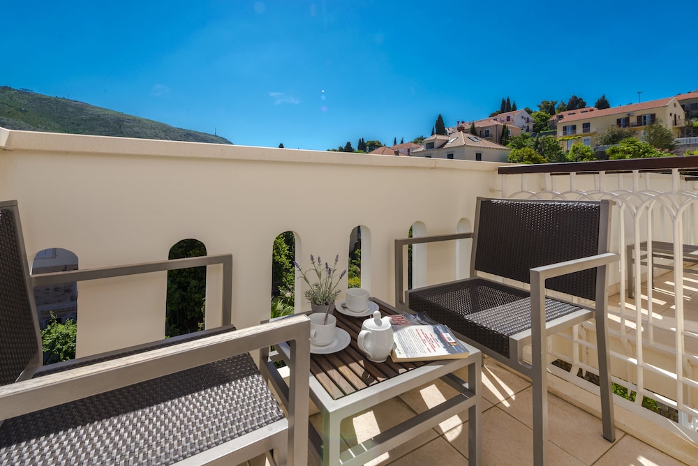 Classic Room, Balcony - Photo 6