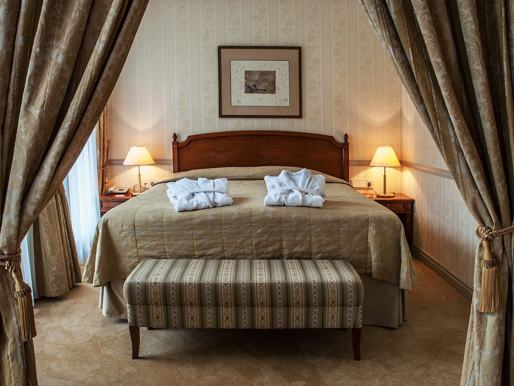 Executive Suite photo 3