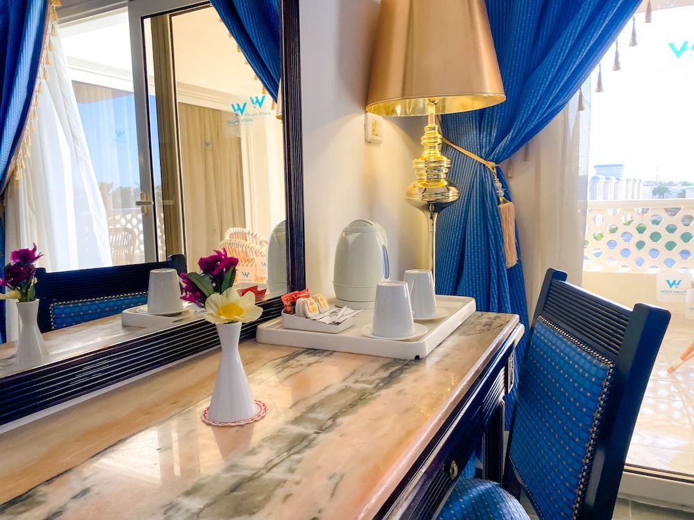 Classic Double or Twin Room, 1 Bedroom, Garden View - Photo 14
